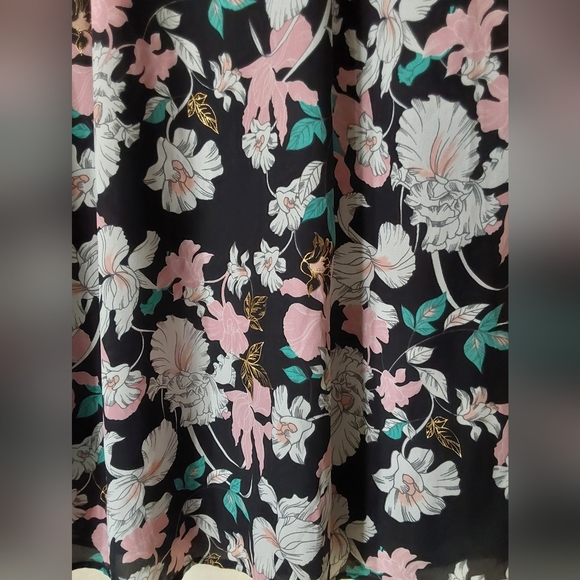 Everly Dress, Juliette Floral Foil Shift Sleeveless Dress, Size Medium - Picture 3 of 11